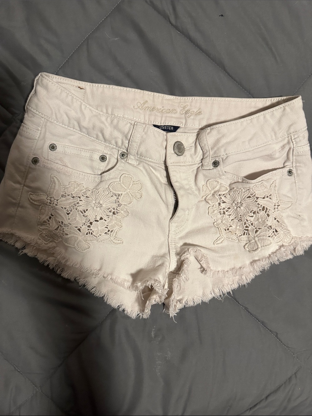American Eagle Outfitters white Crochet-Applique Denim Shorts